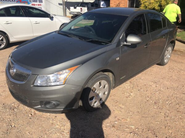 2011 HOLDEN CRUZE INSTRUMENT CLUSTER