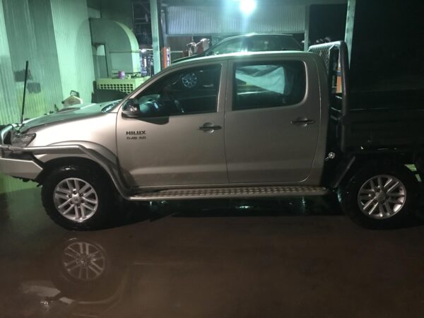 2012 TOYOTA HILUX REAR/TAILGATE GLASS