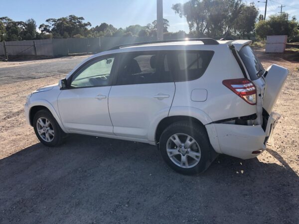 2012 TOYOTA RAV4 RADIATOR