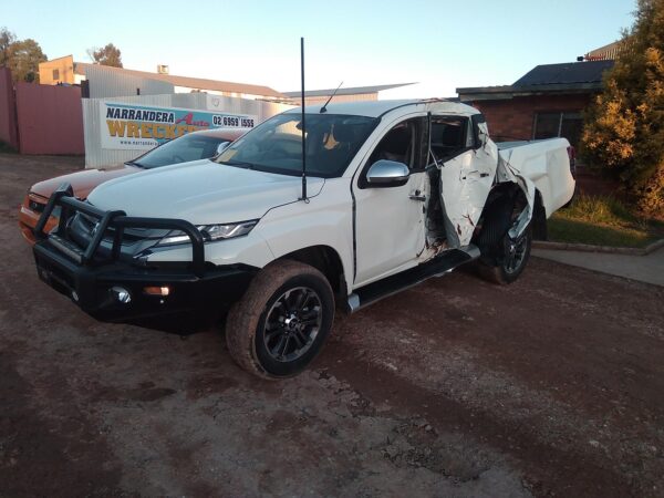 2021 MITSUBISHI TRITON FUEL SENDING UNIT