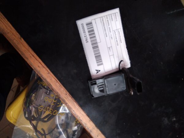 2011 TOYOTA LANDCRUISER AIR FLOW METER