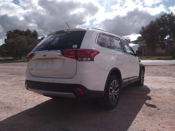 2015 MITSUBISHI OUTLANDER FAN