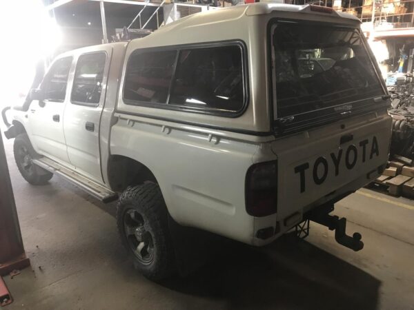 2003 TOYOTA HILUX LEFT DOOR MIRROR