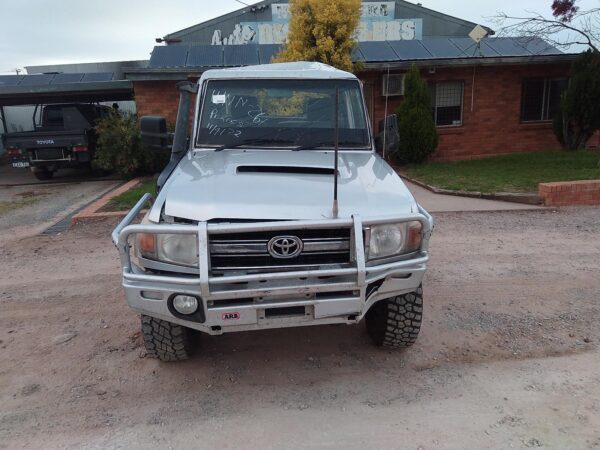 2008 TOYOTA LANDCRUISER FAN