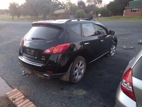 2010 NISSAN MURANO RIGHT REAR SIDE GLASS