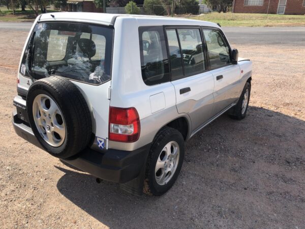 2000 MITSUBISHI PAJERO LEFT DOOR MIRROR