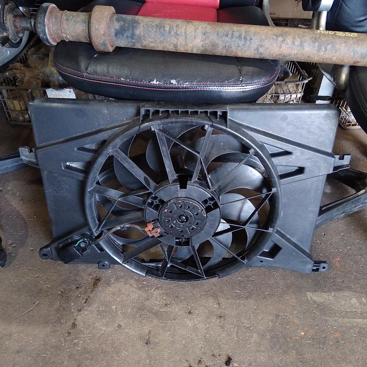 2009 FORD FALCON Fan