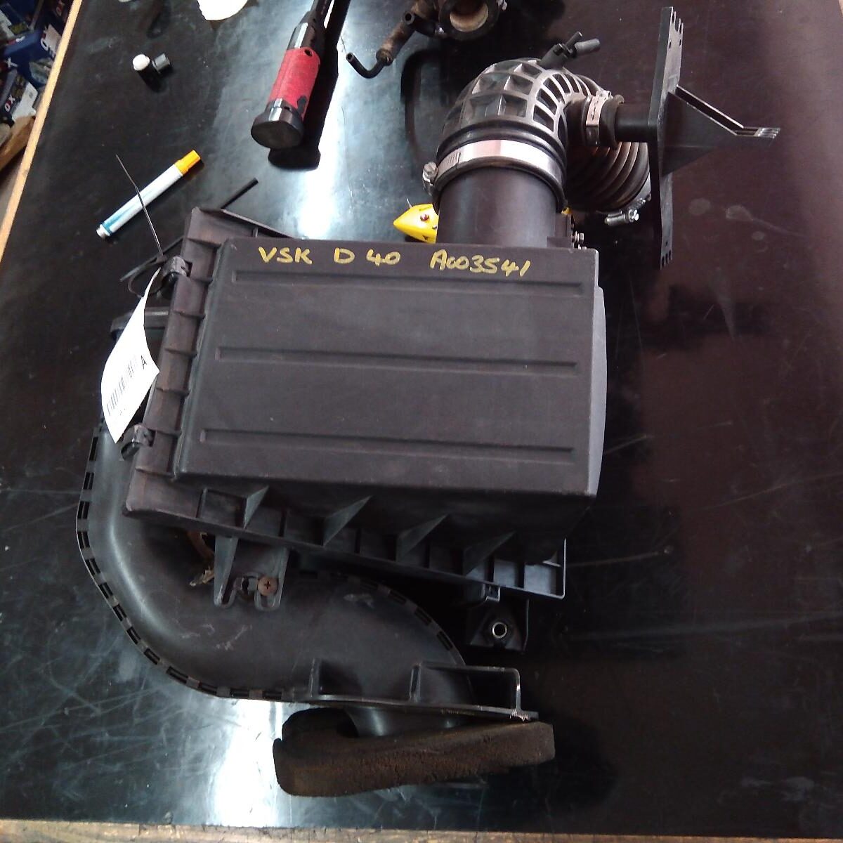 2007 NISSAN NAVARA AIR CLEANER/BOX