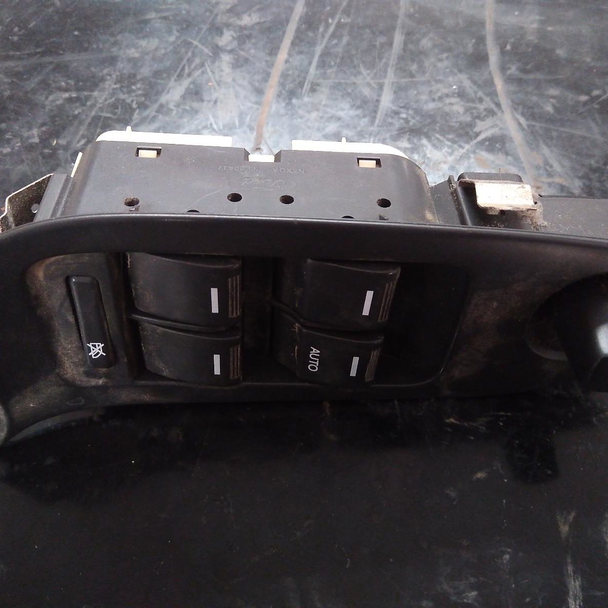 2010 FORD FALCON PWR DR WIND SWITCH