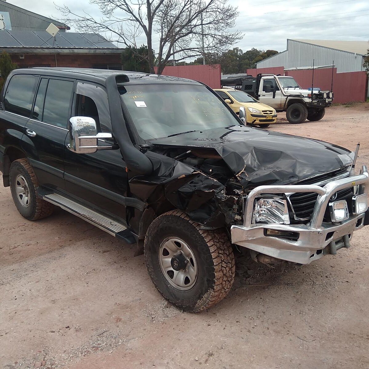 2001 TOYOTA LANDCRUISER STEERING BOX/RACK