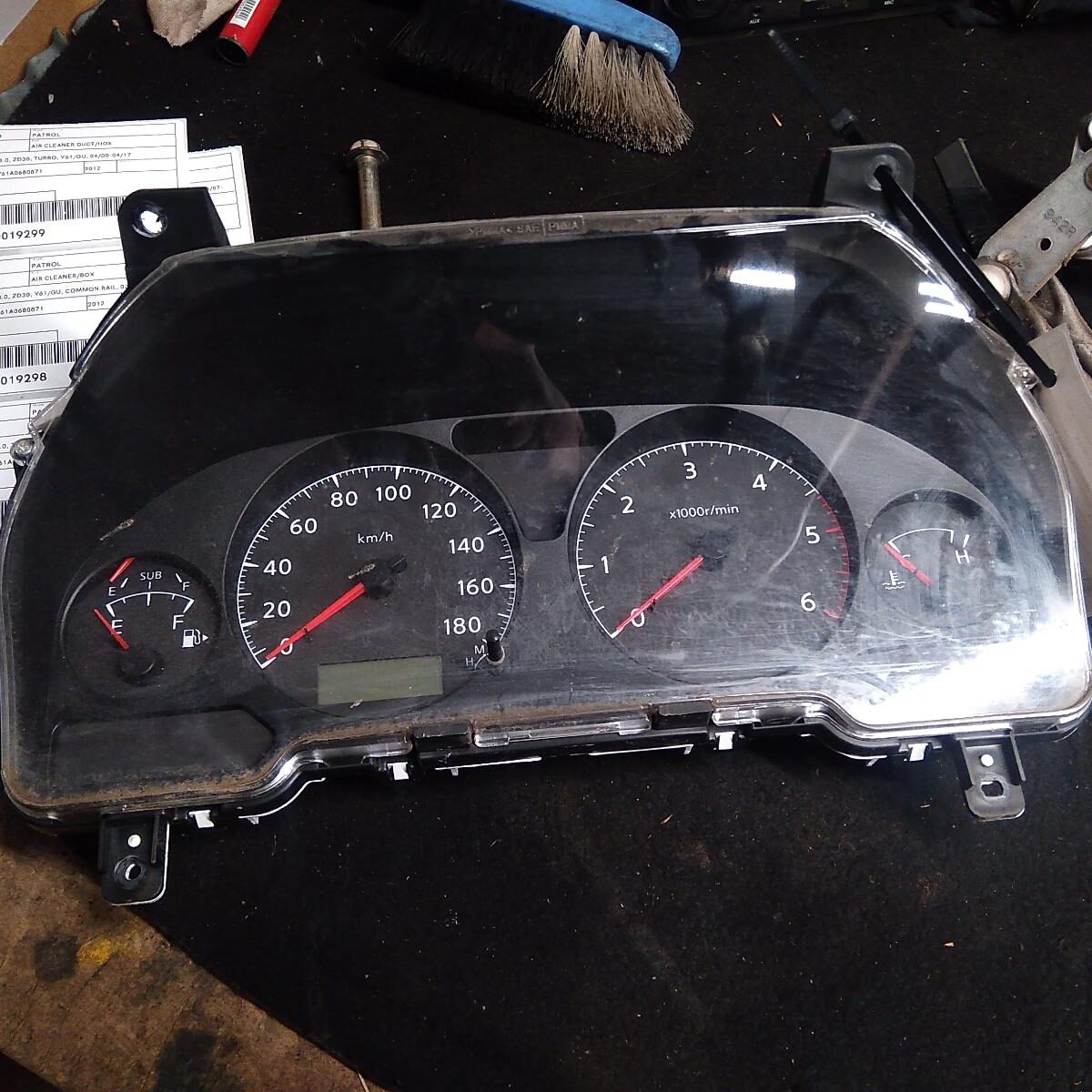 2012 NISSAN PATROL INSTRUMENT CLUSTER