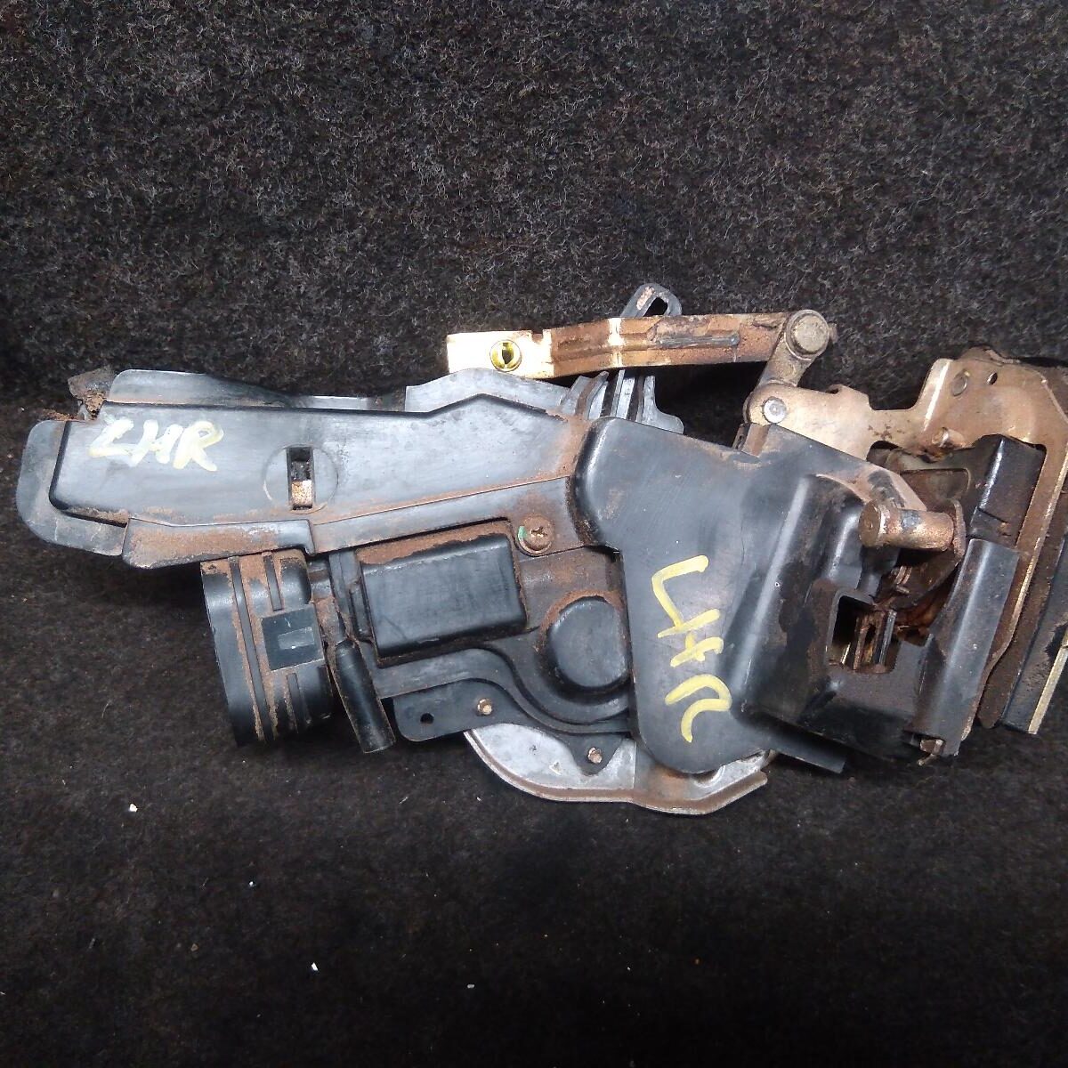 2000 TOYOTA CAMRY DOOR/BOOT/GATE LOCK