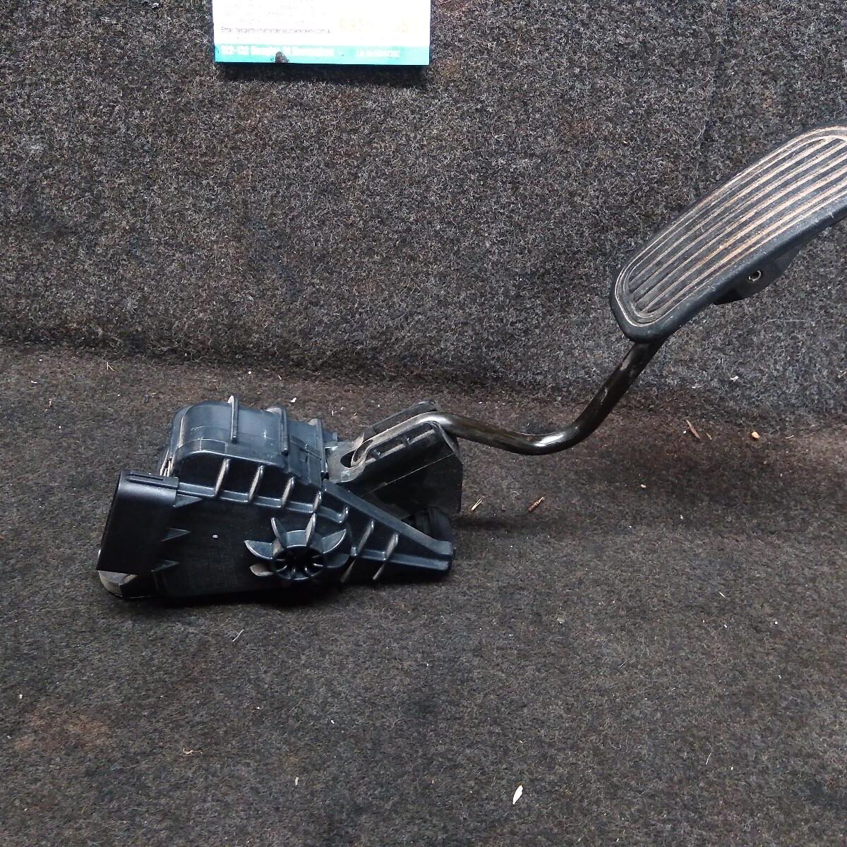 2006 LEXUS RX SERIES PEDAL ASSEMBLY