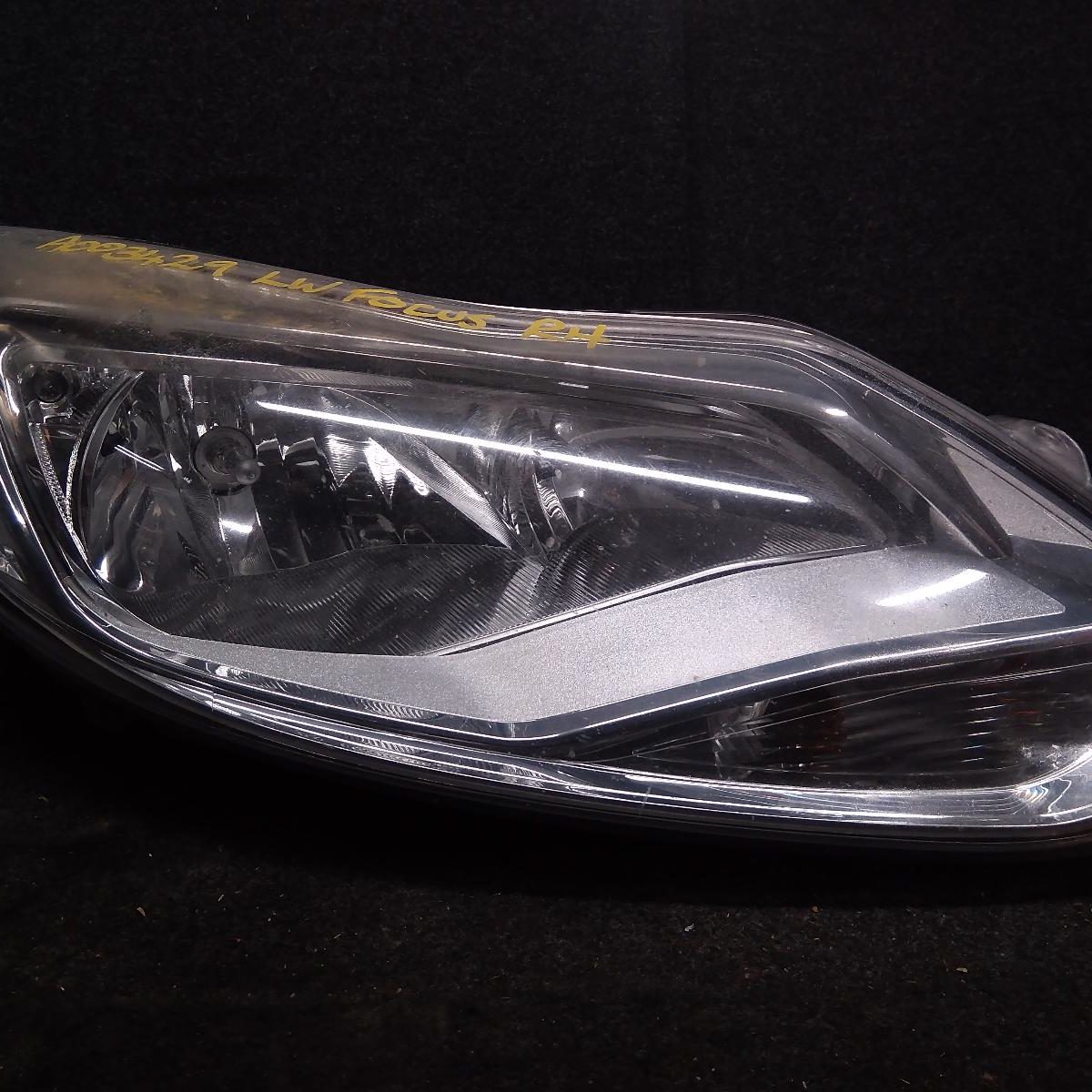 2011 FORD FOCUS RIGHT HEADLAMP