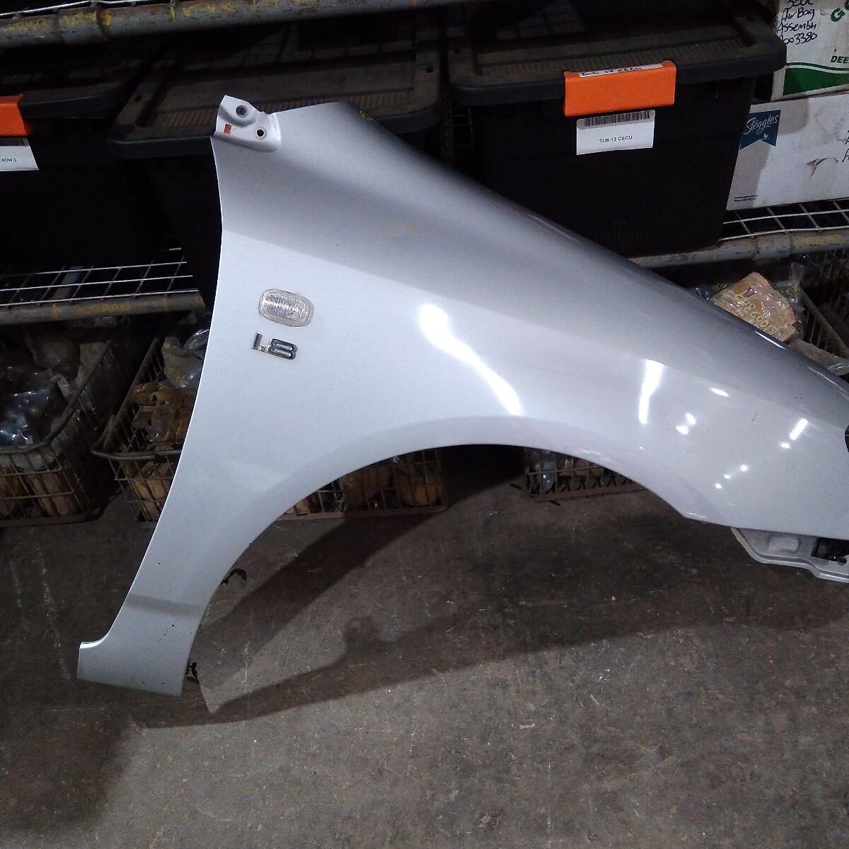 2002 TOYOTA COROLLA RIGHT GUARD