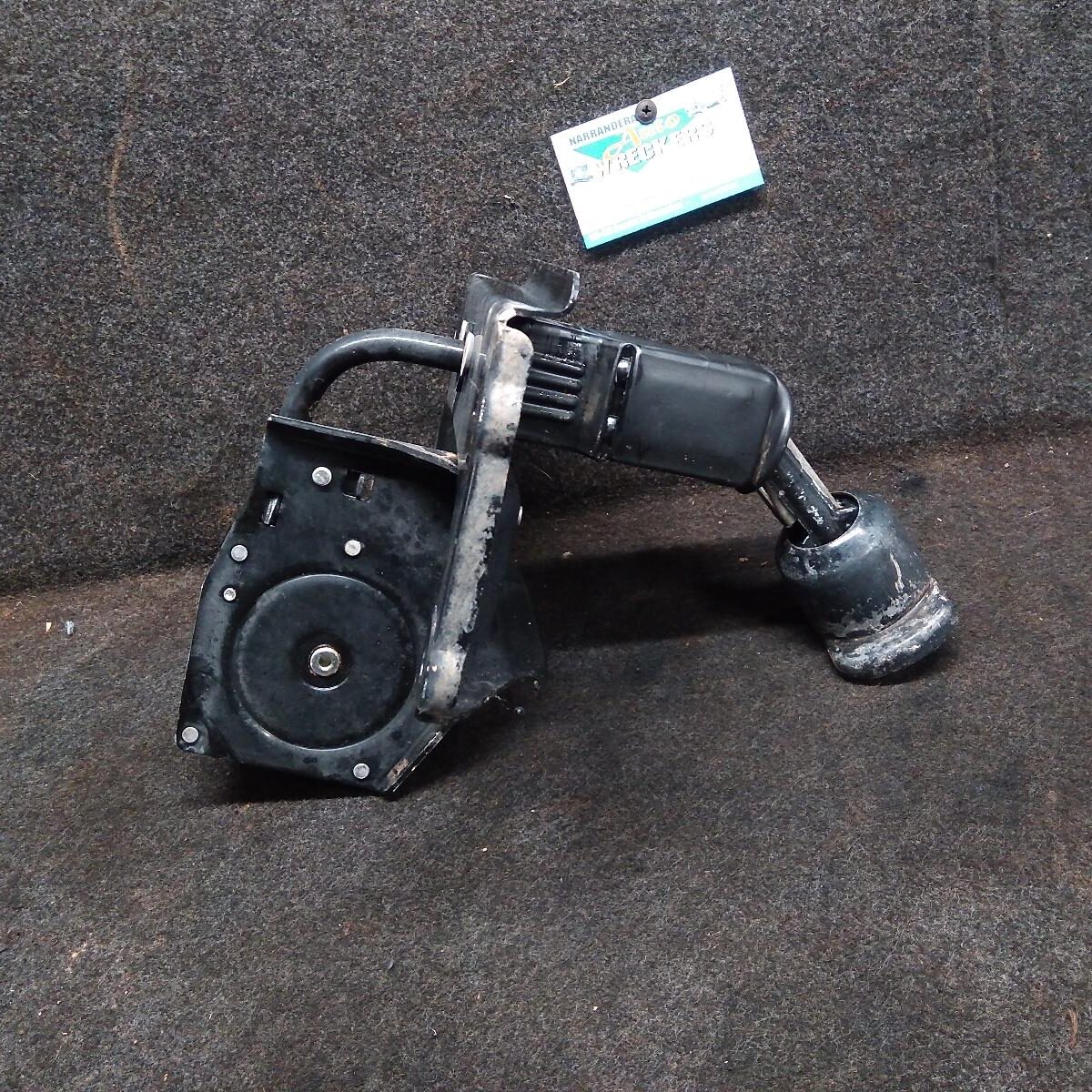2008 HOLDEN COMMODORE SPARE WHEEL WINCH