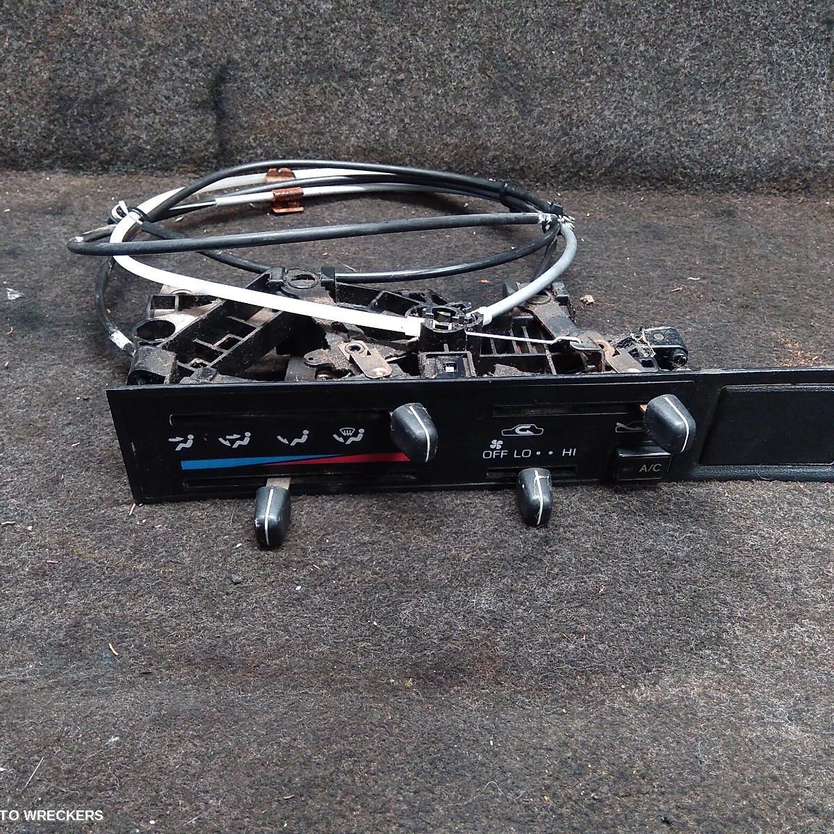 1996 TOYOTA HILUX Heater/Ac Controls