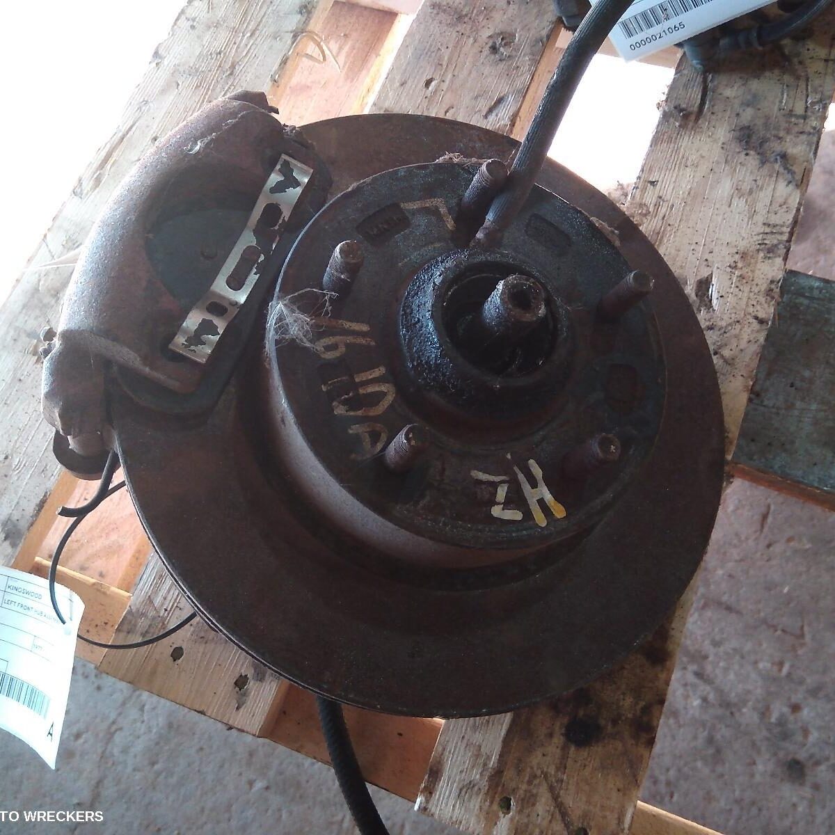 1977 HOLDEN KINGSWOOD Left Front Hub Assembly