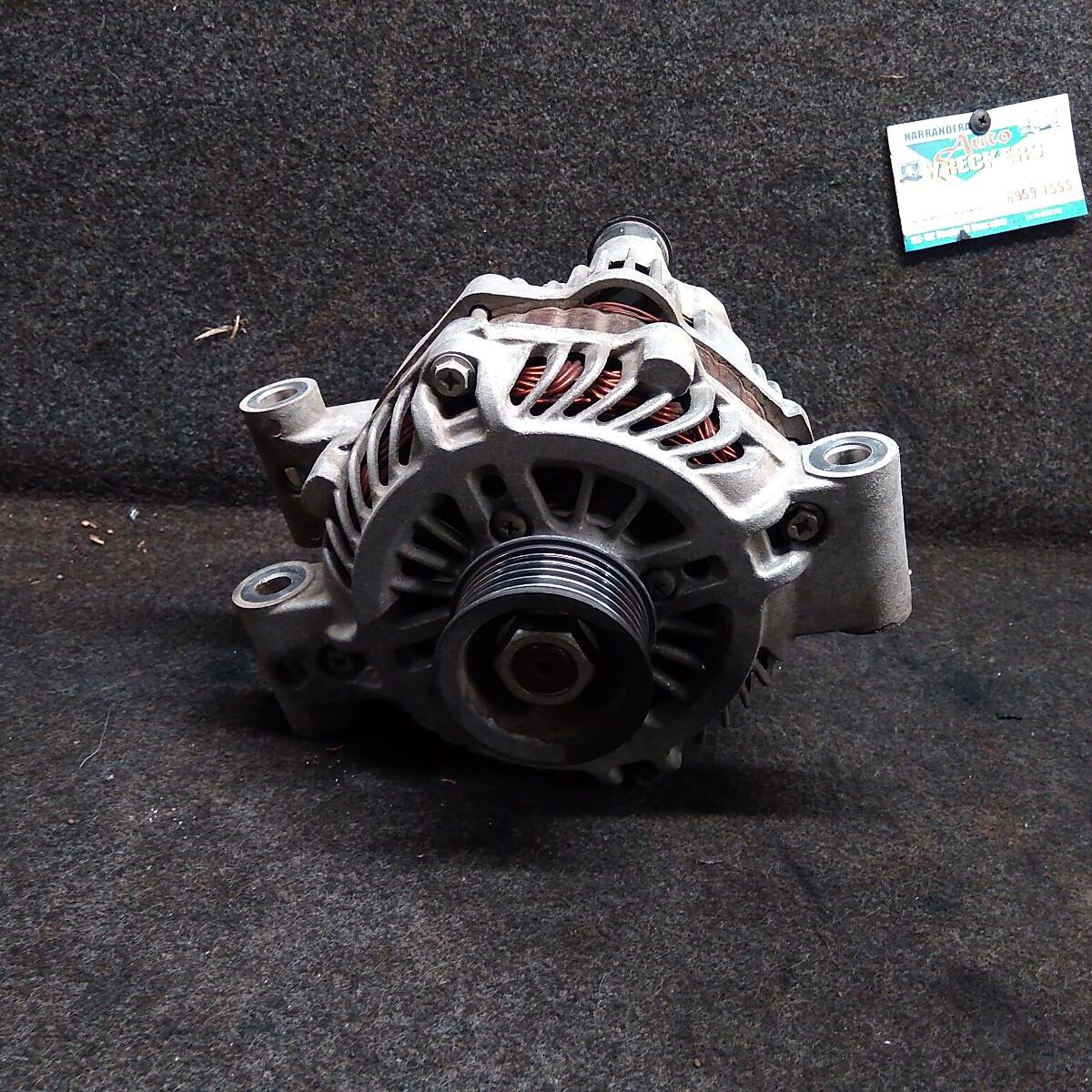 2006 HOLDEN COMMODORE Alternator
