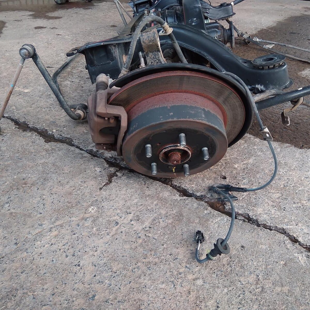 2006 LEXUS RX SERIES RIGHT REAR HUB ASSEMBLY