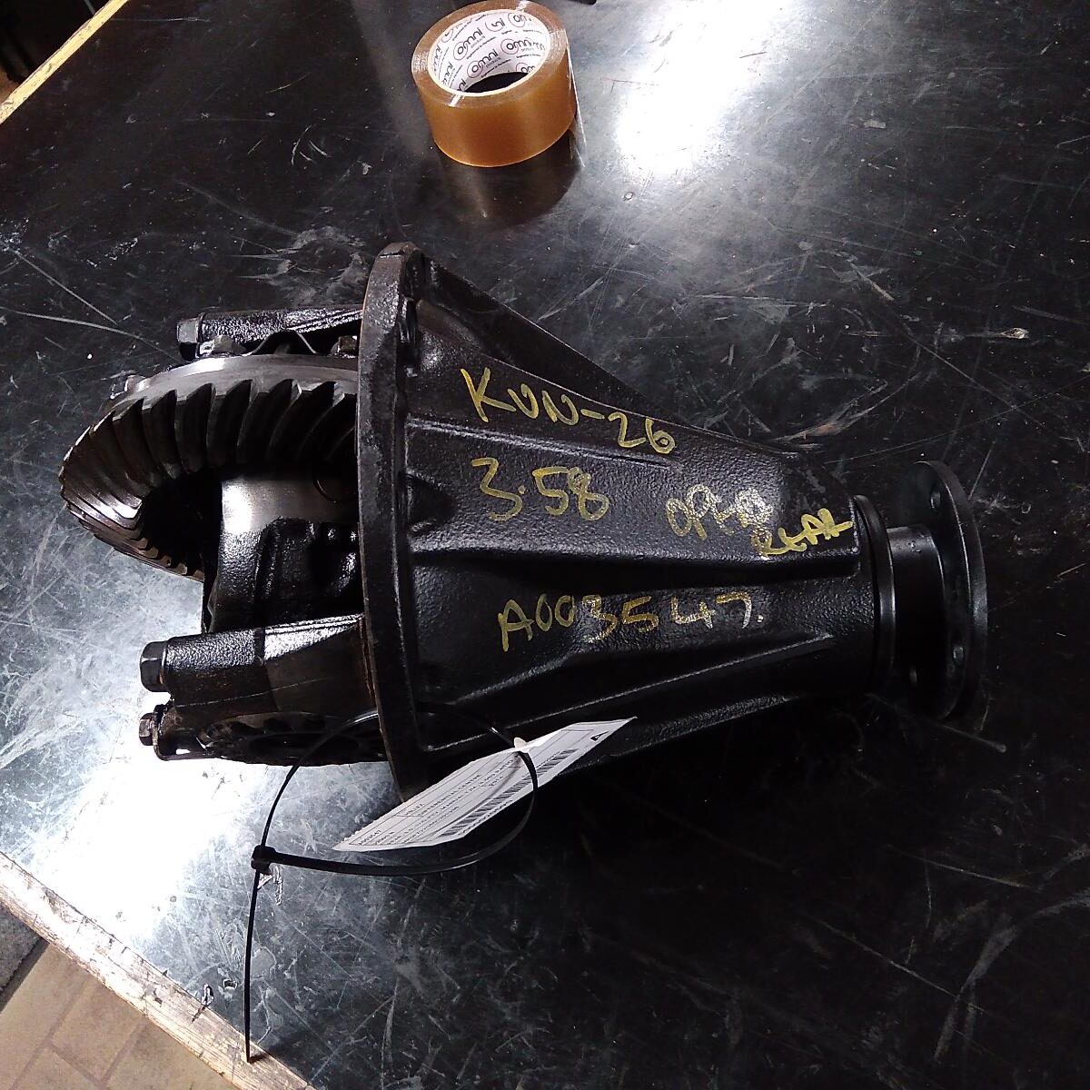 2014 TOYOTA HILUX DIFFERENTIAL CENTRE