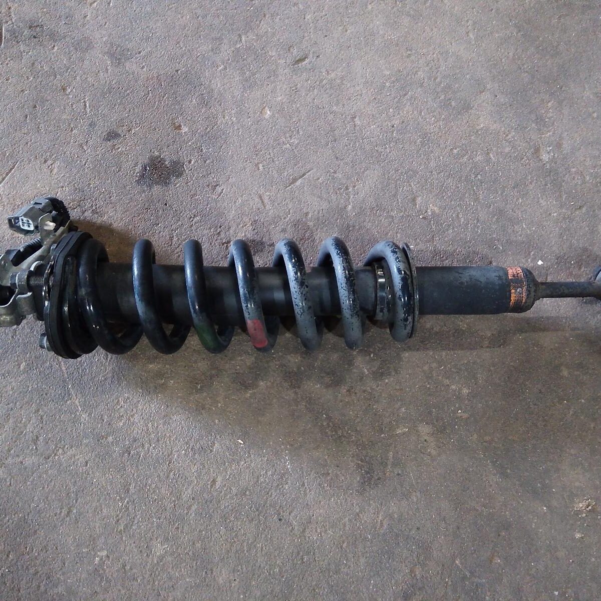 2012 TOYOTA PRADO Left Front Strut