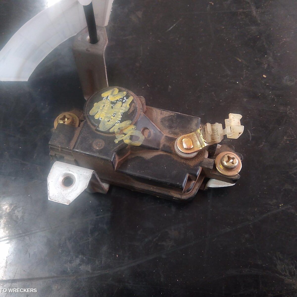 1998 MITSUBISHI PAJERO C/Locking Solenoid