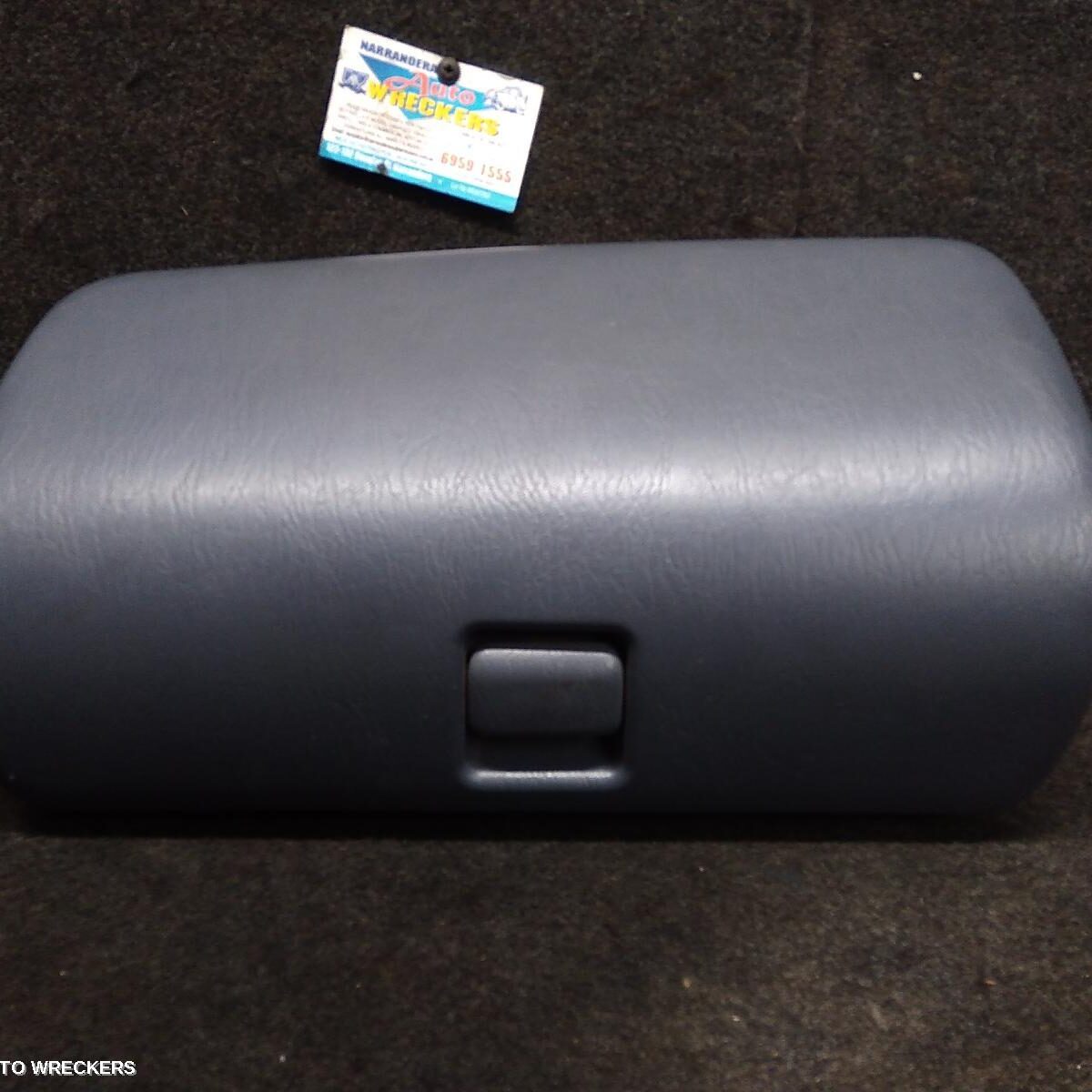 1999 TOYOTA HILUX Glove Box