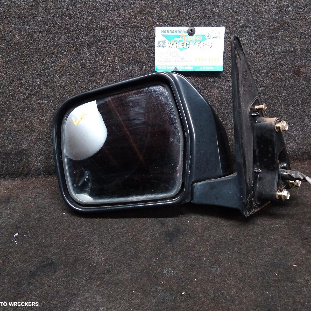 2004 TOYOTA HILUX Left Door Mirror