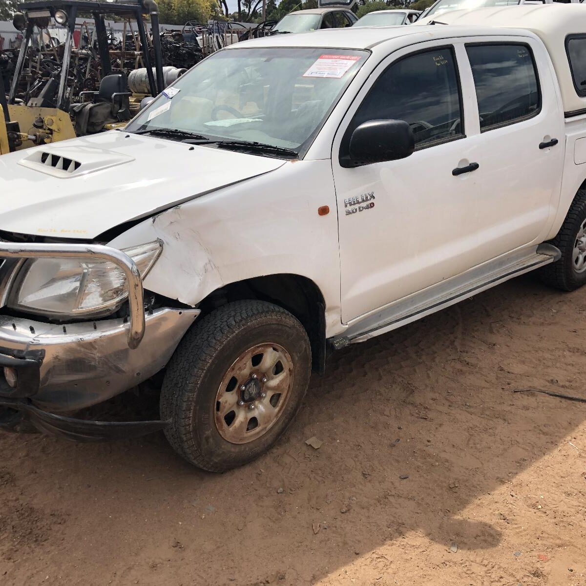 2012 TOYOTA HILUX AIR FLOW METER