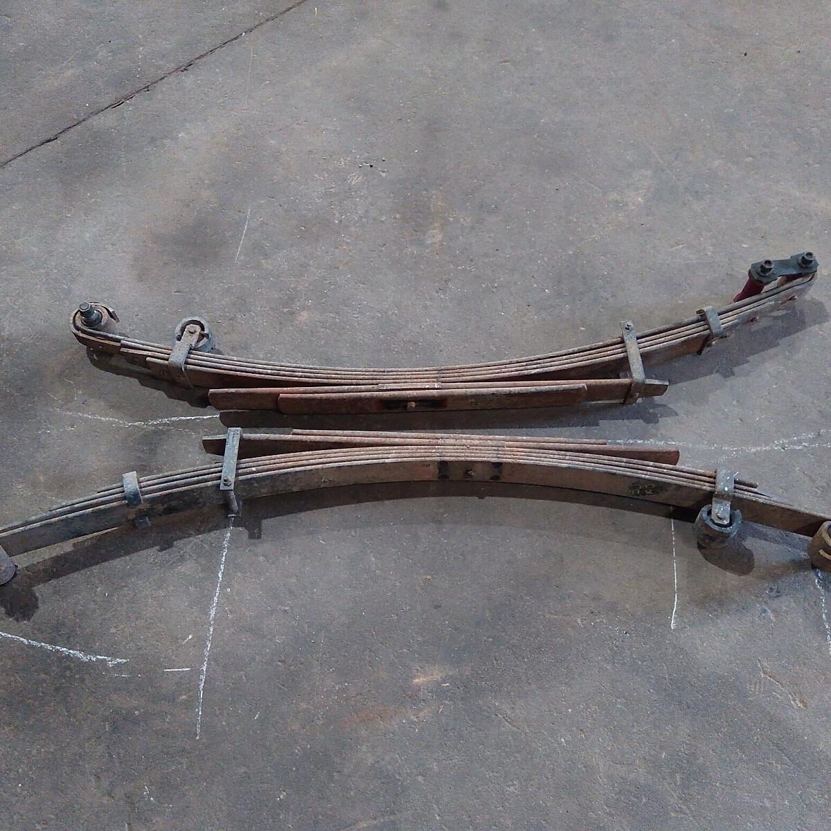 2001 TOYOTA HILUX REAR LEAF SPRING