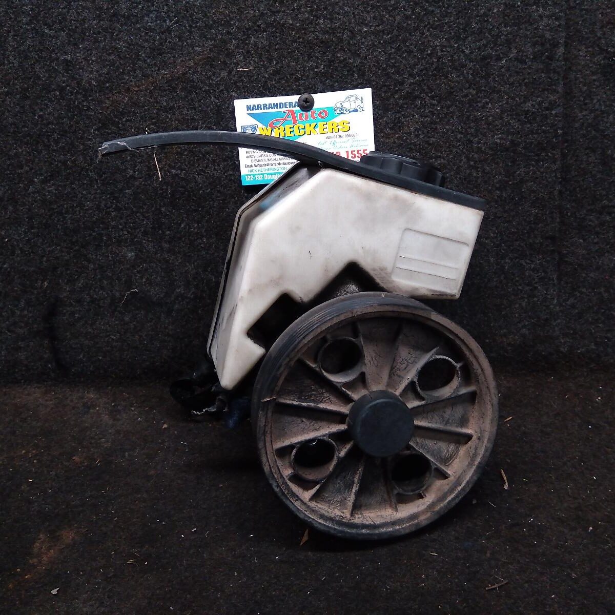 2005 FORD FALCON STEERING PUMP