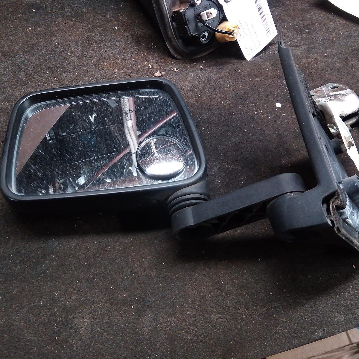 2002 HOLDEN RODEO LEFT DOOR MIRROR