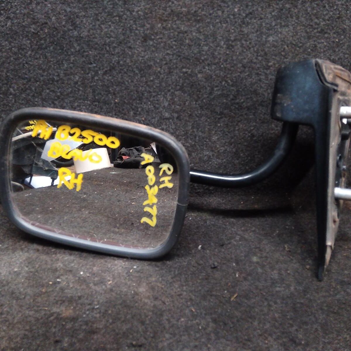 2005 MAZDA BRAVO RIGHT DOOR MIRROR