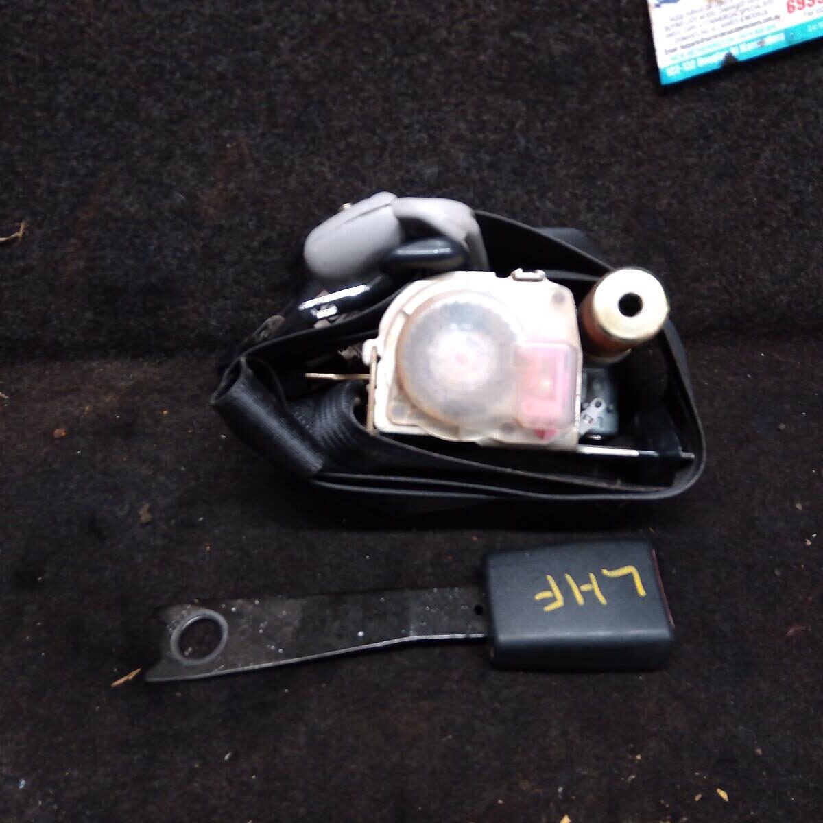 2002 TOYOTA COROLLA SEATBELT/STALK