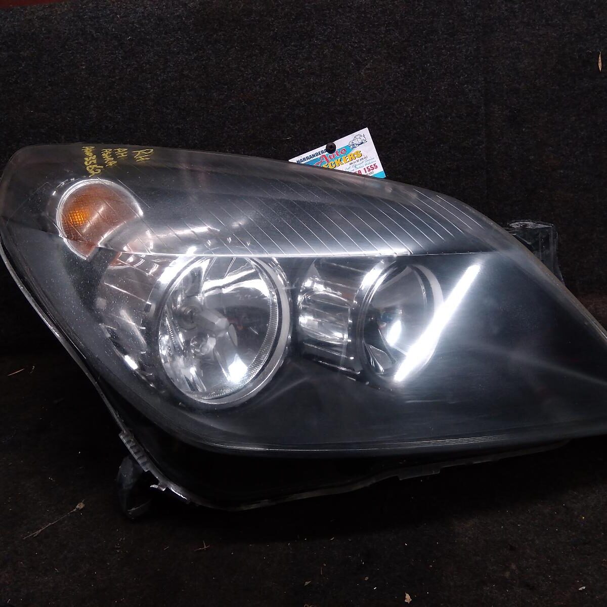 2006 HOLDEN ASTRA RIGHT HEADLAMP