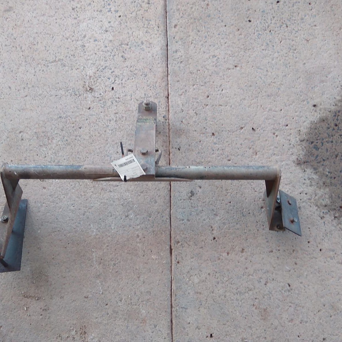 1997 HOLDEN COMMODORE TOWBAR