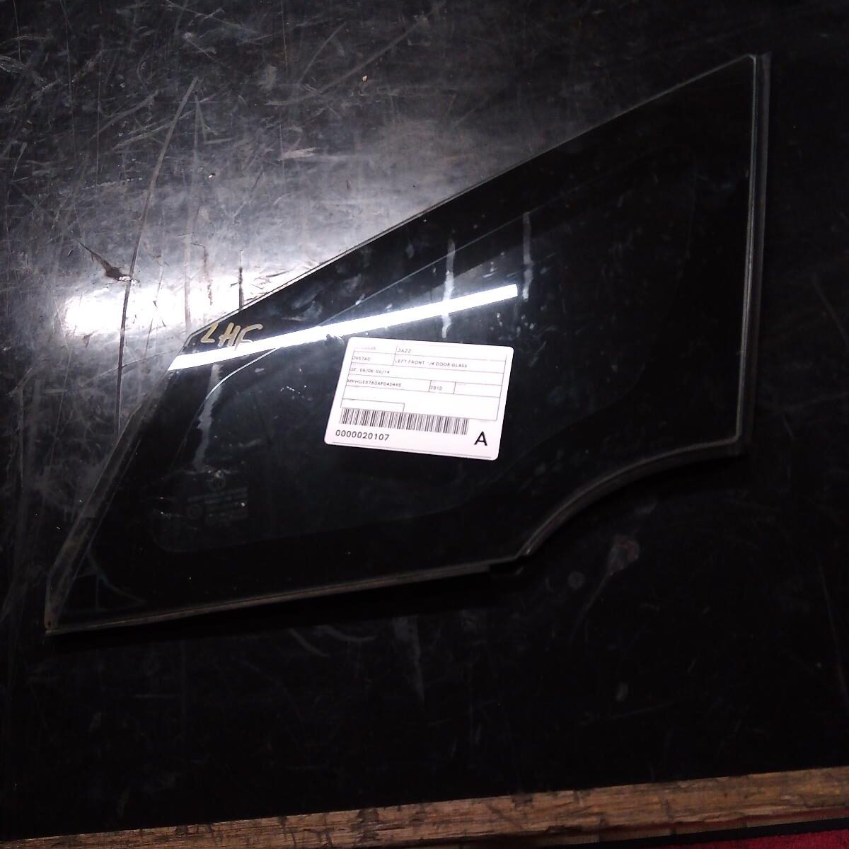 2010 HONDA JAZZ LEFT FRONT 1/4 DOOR GLASS