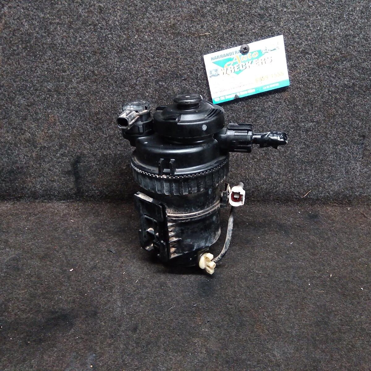 2012 TOYOTA HILUX Fuel Filter Housing