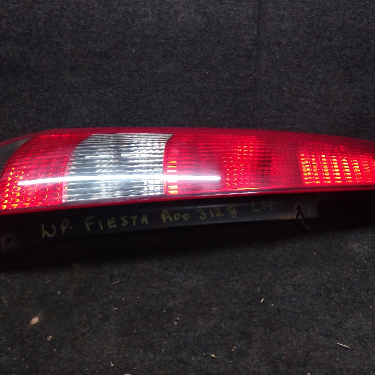 2004 FORD FIESTA LEFT TAILLIGHT