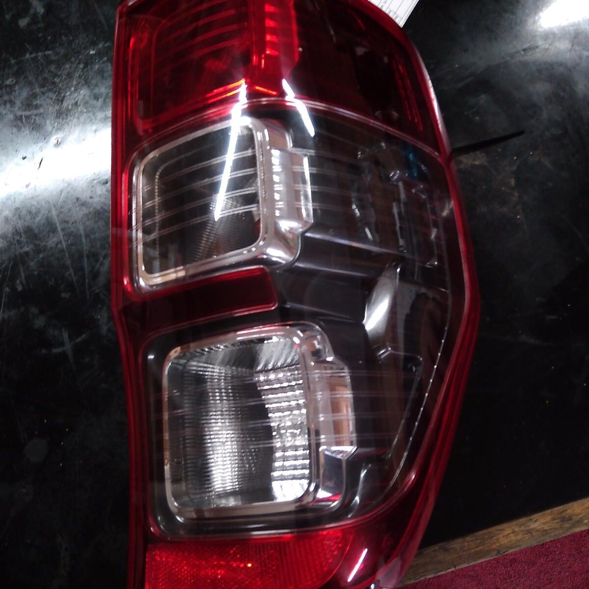 2018 FORD RANGER RIGHT TAILLIGHT