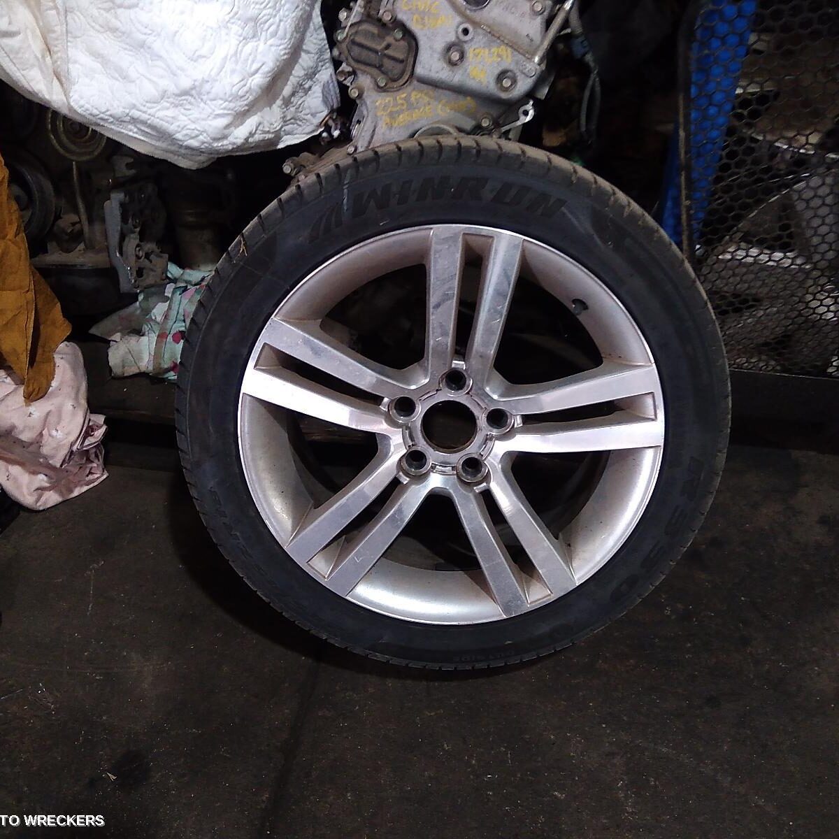 2011 HOLDEN COMMODORE Wheel Mag