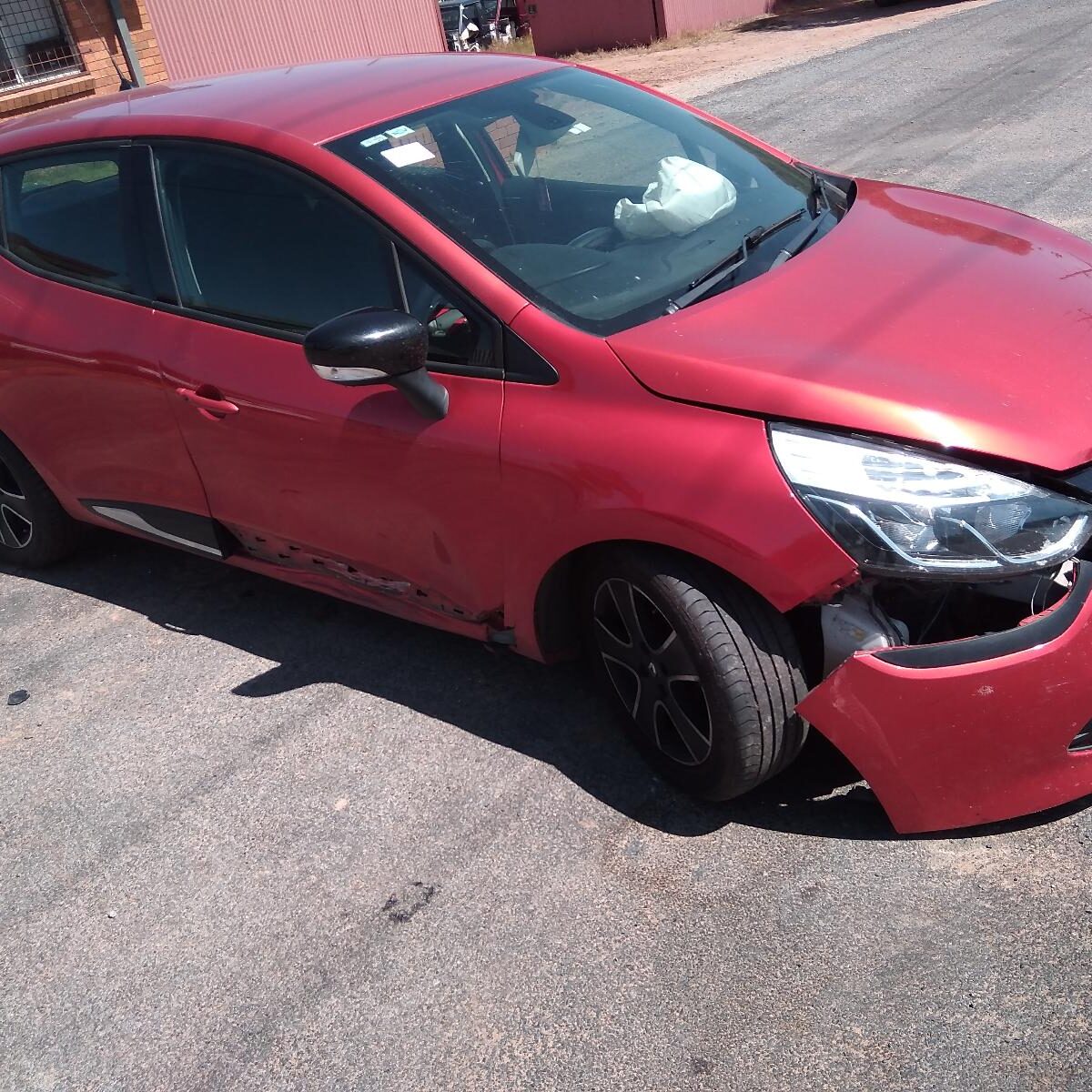 2015 RENAULT CLIO LEFT DOOR MIRROR