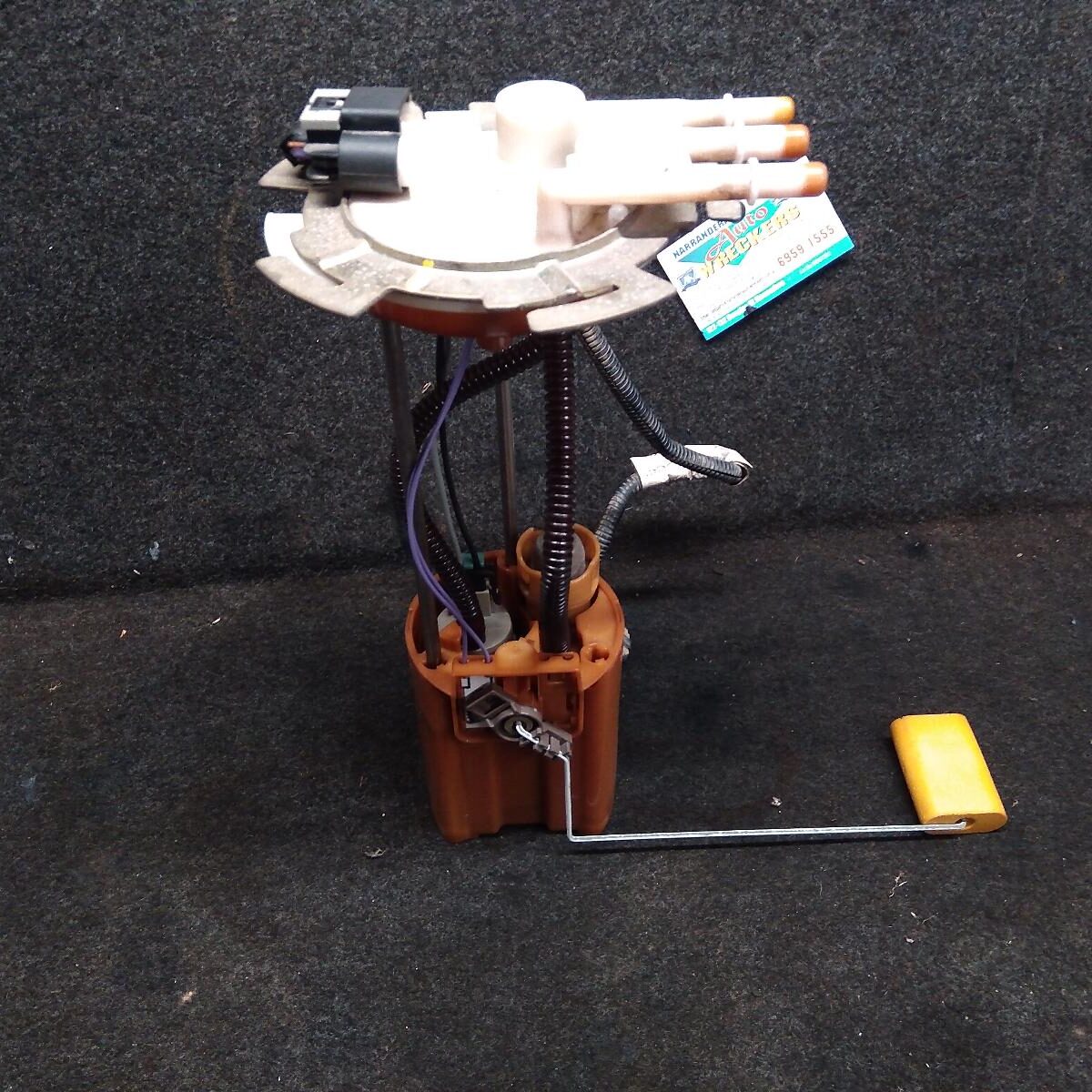 2005 HOLDEN COMMODORE FUEL SENDING UNIT