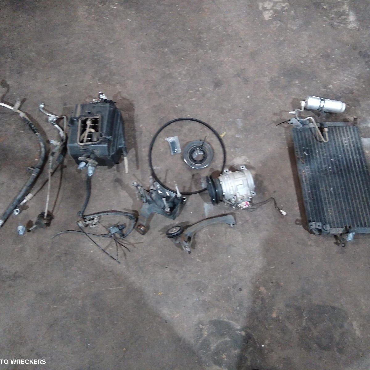 1999 TOYOTA HILUX A/C Assembly (Kit)