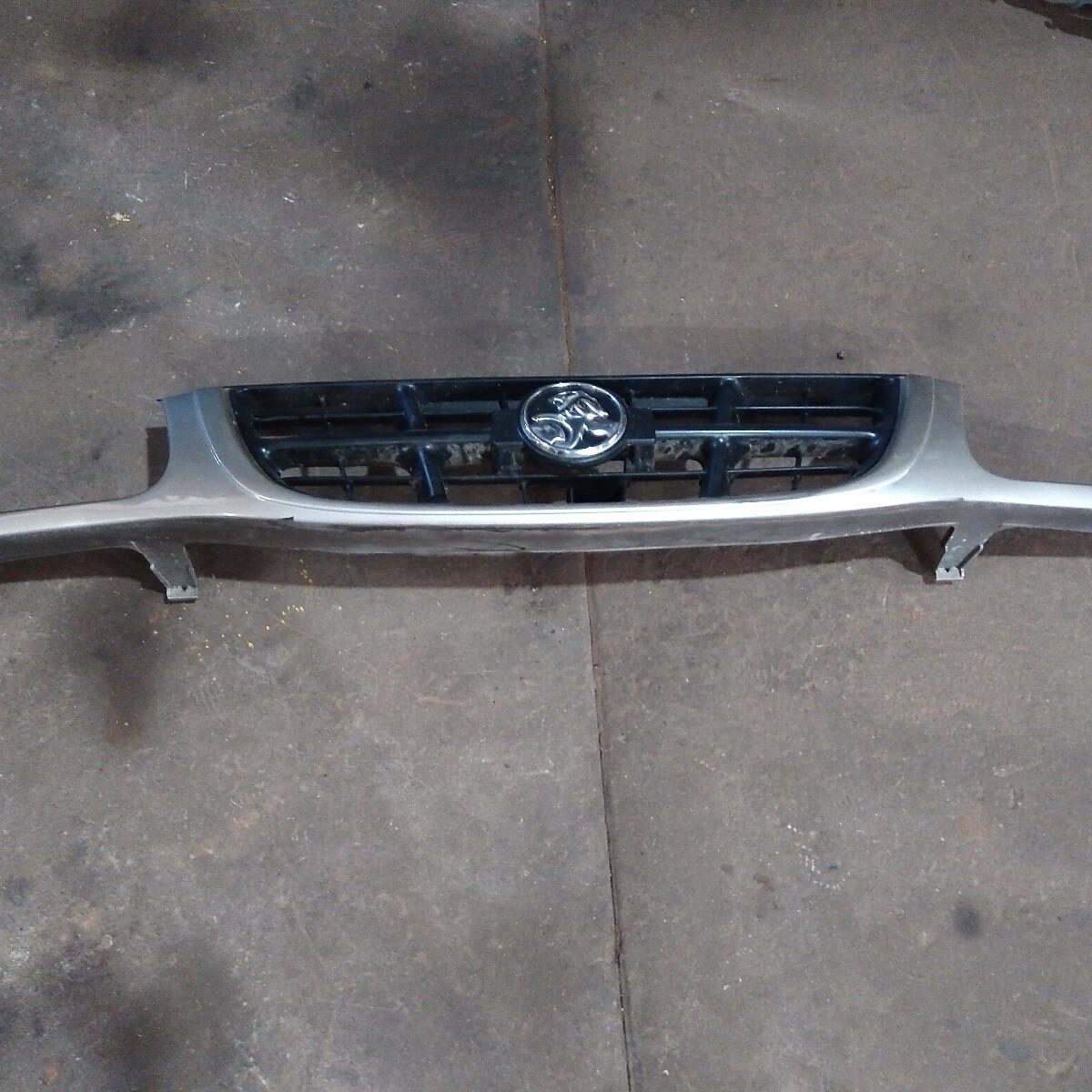 2002 HOLDEN RODEO GRILLE