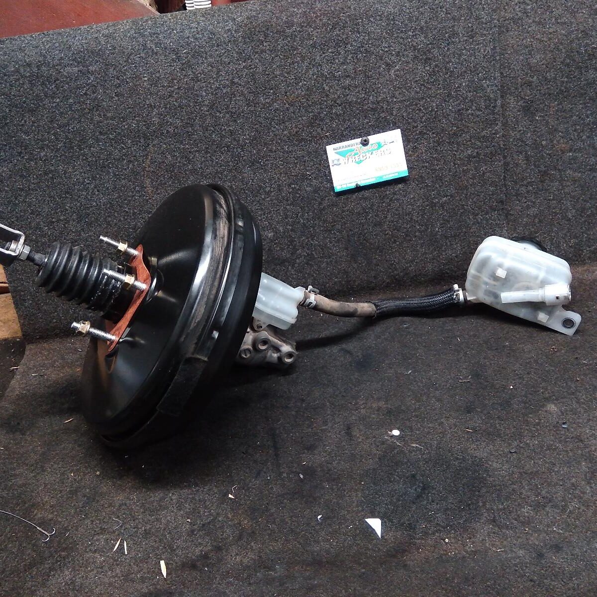 2006 LEXUS RX SERIES BRAKE BOOSTER
