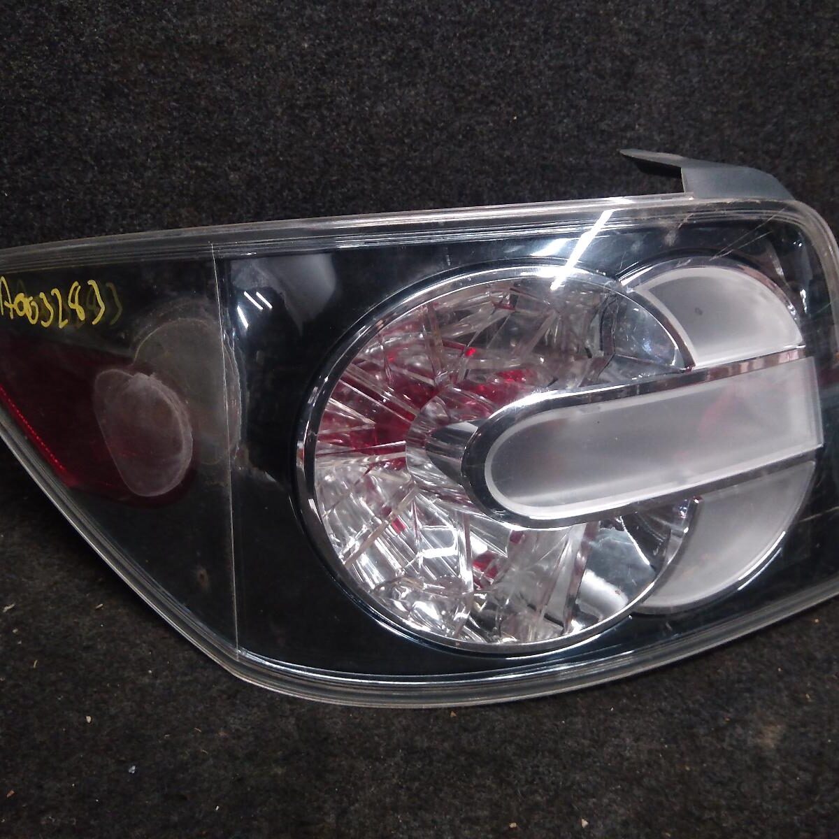 2010 MAZDA CX7 LEFT TAILLIGHT