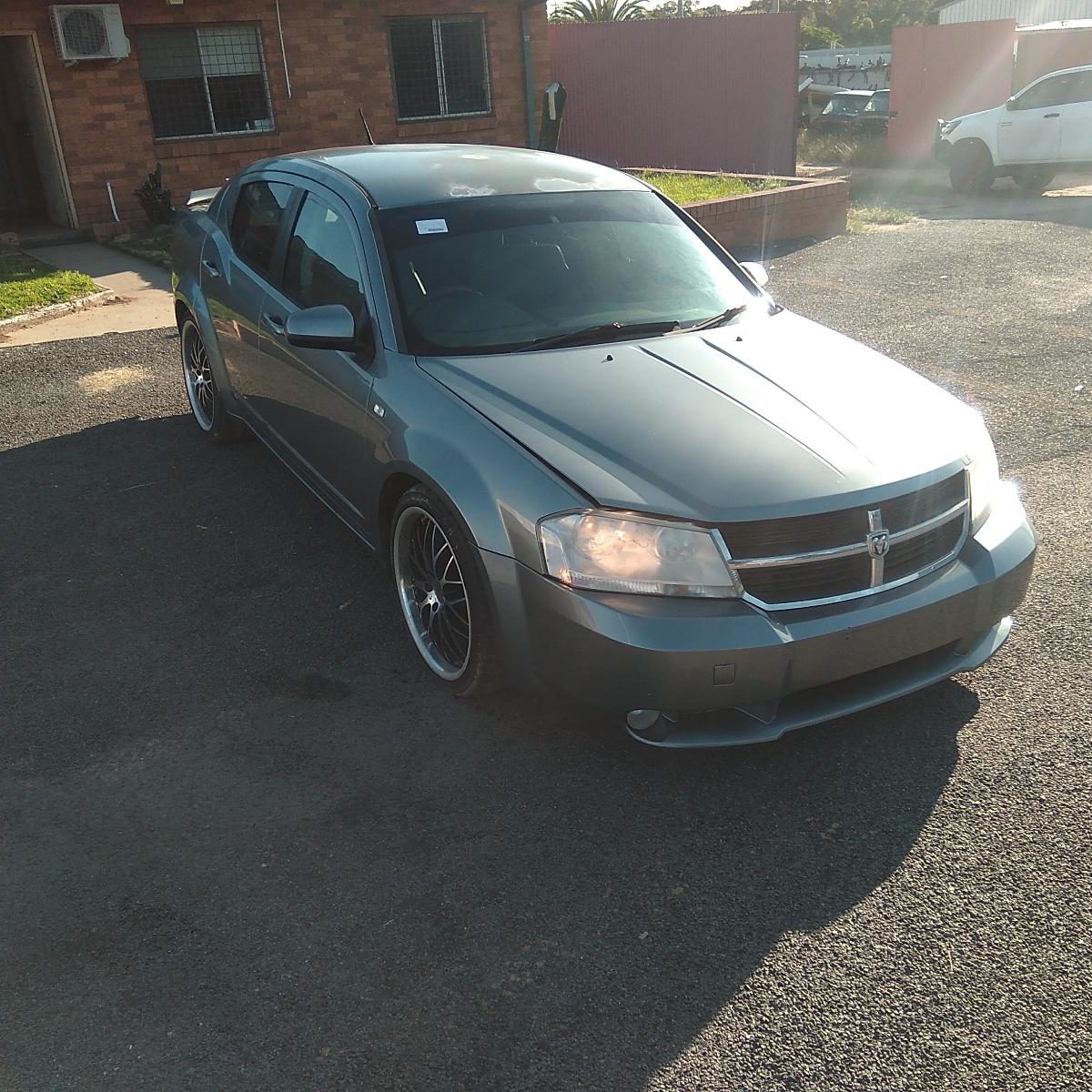 2009 DODGE AVENGER LEFT GUARD