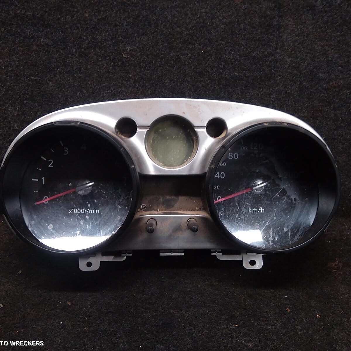 2010 NISSAN DUALIS Instrument Cluster